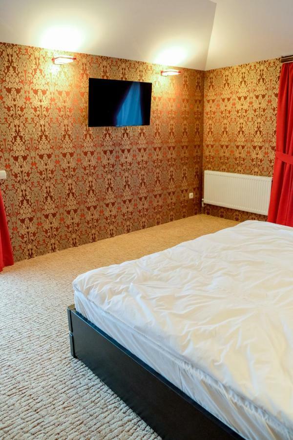 Оздоровчий Комплекс Гайки Заїзд Провулок Сухий Яр 12 Hotel ชึโตเมอร์ ภายนอก รูปภาพ